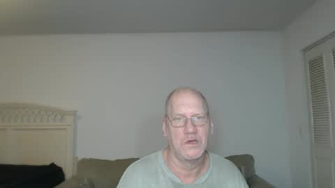 Snapshot of casinocam chatting on 02.12.25 CasinoCam online show from 02.12.25