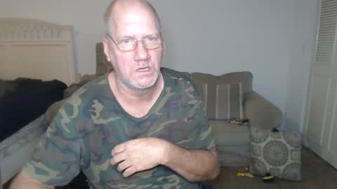 Snapshot of casinocam chatting on 02.15.25 CasinoCam online show from 02.15.25