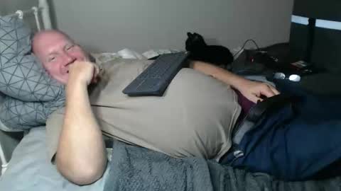 Snapshot of casinocam chatting on 10.21.25 CasinoCam online show from 10.21.25