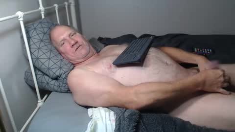 CasinoCam online show from 11.18.25