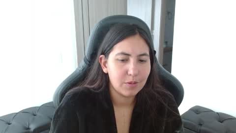 Snapshot of cassandra_ruizz chatting on 04.08.26 573215024606 online show from 04.08.26