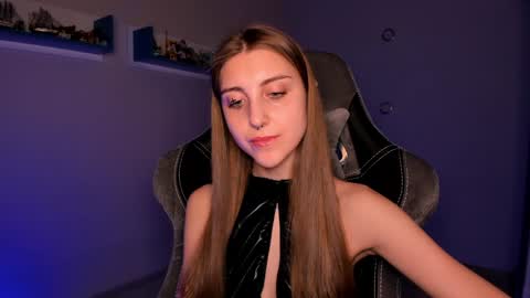 Snapshot of cassiablade1 chatting on 01.06.25 Seductress Cassia FINDOM AND SADISM NO NUDE online show from 01.06.25