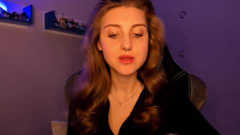 Snapshot of cassiablade1 chatting on 02.20.25 Seductress Cassia FINDOM AND SADISM NO NUDE online show from 02.20.25