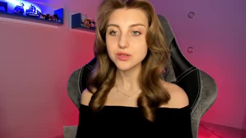 Snapshot of cassiablade1 chatting on 03.01.25 Seductress Cassia FINDOM AND SADISM NO NUDE online show from 03.01.25