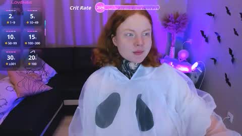 Snapshot of cassie_xkiss chatting on 10.25.25 Cassie online show from 10.25.25