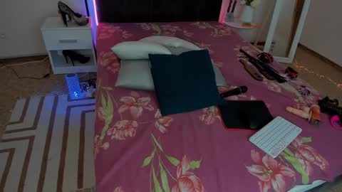 Cassie online show from 01.24.25