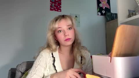 Olivia online show from 02.20.26