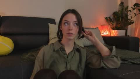 Snapshot of cassisland chatting on 09.29.25  cassandra  online show from 09.29.25