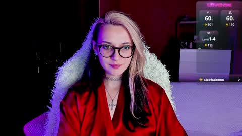 Snapshot of cassy_moore chatting on 12.30.24 Ellie online show from 12.30.24