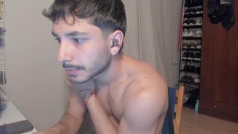 Castrenze online show from 04.22.26