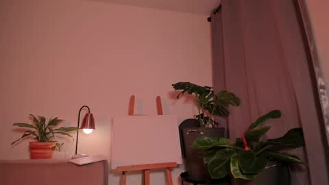 Loren online show from 03.11.25