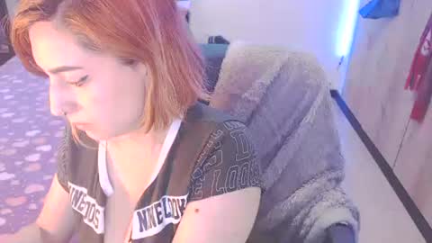 cat naughty online show from 02.06.25