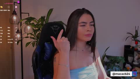 MACARENA online show from 01.12.25