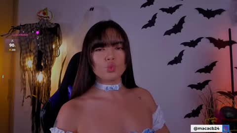 MACARENA online show from 10.14.25