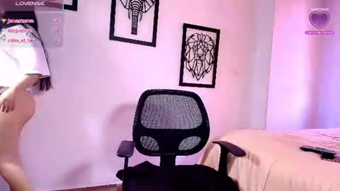Snapshot of cataliina_santhana chatting on 06.23.26 Catalina online show from 06.23.26