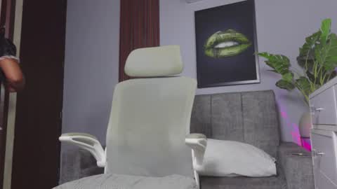 catalina_goddess online show from 06.20.26