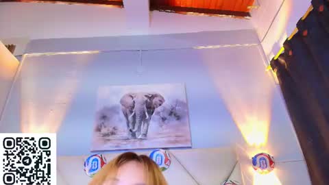 Snapshot of catalina_santana20 chatting on 06.24.26 Catalina online show from 06.24.26