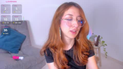 Snapshot of catalinabotero chatting on 04.09.26 Catalina Botero online show from 04.09.26