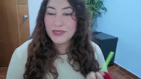 Snapshot of catalinamarpi45 chatting on 06.04.26 cataleya online show from 06.04.26