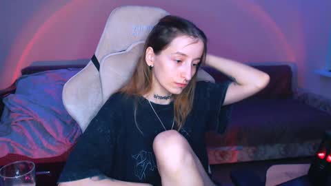 Snapshot of cath_dysphoria_ chatting on 01.26.25 CATH online show from 01.26.25