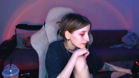 Snapshot of cath_dysphoria_ chatting on 02.18.25 CATH online show from 02.18.25