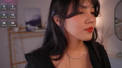 Lee online show from 11.10.25