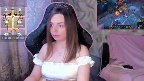 .  .  online show from 10.10.25