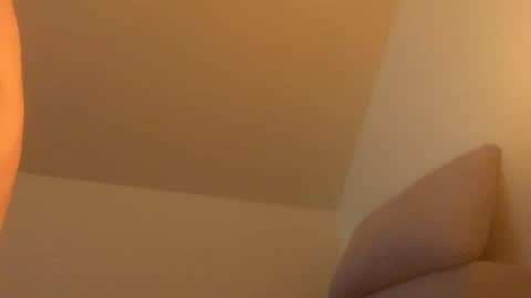 Snapshot of catkris chatting on 07.31.26 catkris online show from 07.31.26