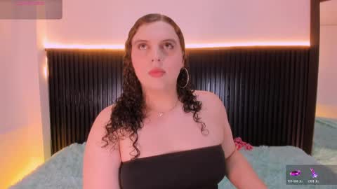 Catleya  Noire online show from 05.18.26