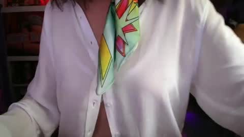 some call me djcatnips some call me CC but i love it when you call me miss catnips  online show from 11.09.25