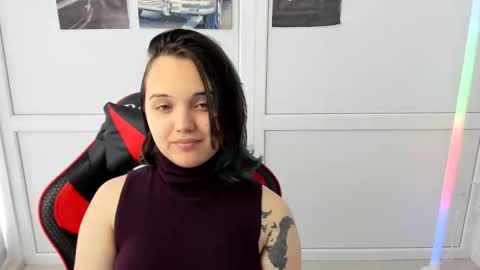 Snapshot of catrine_cute chatting on 05.13.26 Catrine online show from 05.13.26