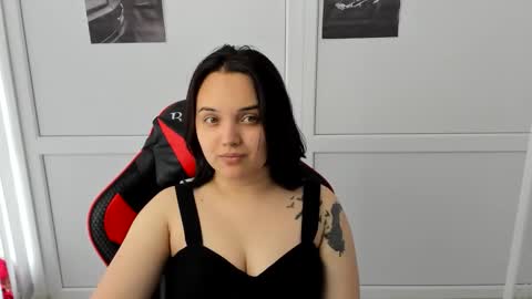 Snapshot of catrine_cute chatting on 05.20.26 Catrine online show from 05.20.26