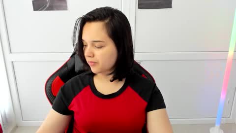 Snapshot of catrine_cute chatting on 05.21.26 Catrine online show from 05.21.26