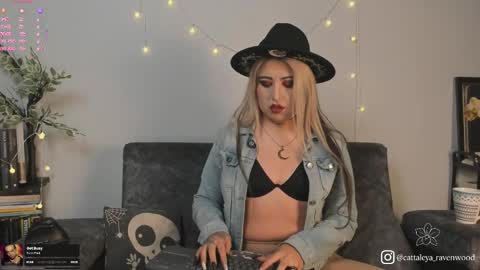 Cattaleya Ravenwood online show from 03.18.26