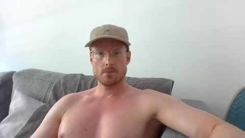 Snapshot of ccloser87 chatting on 05.25.26 ccloser87 online show from 05.25.26
