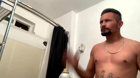 Snapshot of cea652890 chatting on 09.28.25 TNC209 online show from 09.28.25