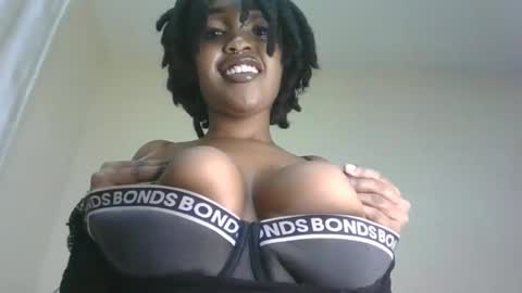 Snapshot of cece_spike chatting on 02.07.26 Cece spike online show from 02.07.26