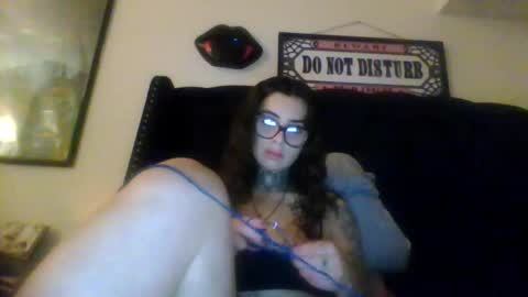 ceceluv27 online show from 11.25.25