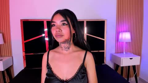 Snapshot of celeeste18 chatting on 11.04.25 Celeeste18 online show from 11.04.25