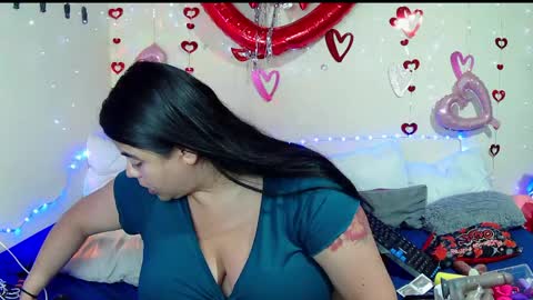 Snapshot of celeste_hotres chatting on 05.18.26 celeste_hotres online show from 05.18.26