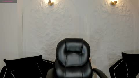 Snapshot of celestemoonx1 chatting on 05.30.26 Celeste Moon online show from 05.30.26