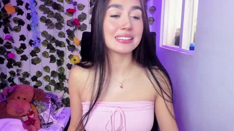 Snapshot of celestinepurple chatting on 12.28.24 Celestineeeeee online show from 12.28.24