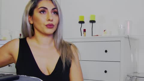 CelineMeyer online show from 11.04.25