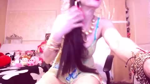Snapshot of cerisedodd chatting on 05.25.26 Cerise online show from 05.25.26