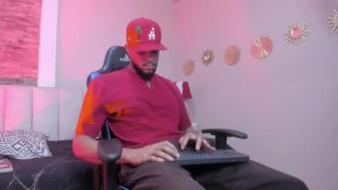 Snapshot of cero_khalifa chatting on 04.11.26 cero khalifa online show from 04.11.26