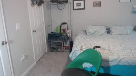 Chuck online show from 04.23.26