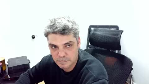 Snapshot of chadurmate chatting on 11.01.25 chadurmate online show from 11.01.25