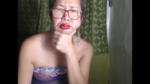 Snapshot of champaka123 chatting on 12.17.24 champaka online show from 12.17.24