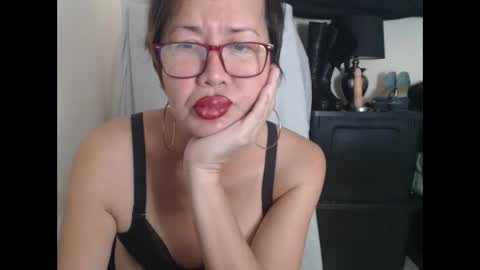 Snapshot of champaka123 chatting on 01.29.25 champaka online show from 01.29.25