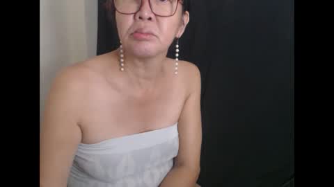 Snapshot of champaka123 chatting on 02.11.25 champaka online show from 02.11.25